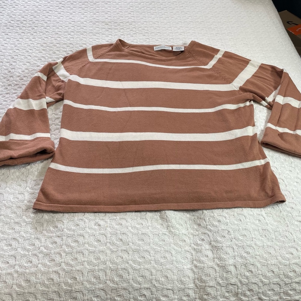 Striped Brown & White Women's Top ~ Size Large ~ Business Casual or office‎ wear
